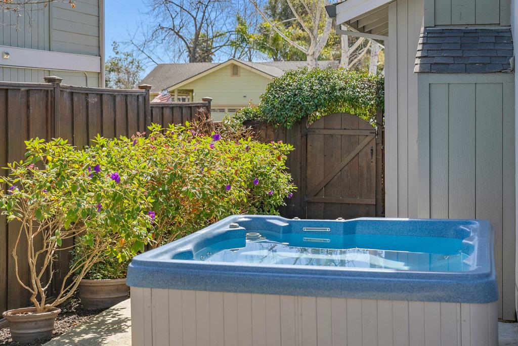 Detail Gallery Image 30 of 33 For 105 Pauline Dr, Watsonville,  CA 95076 - 3 Beds | 2/1 Baths