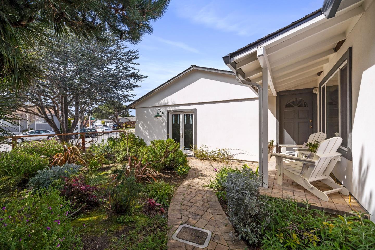 Detail Gallery Image 5 of 38 For 2371 Clipper St, San Mateo,  CA 94403 - 3 Beds | 2 Baths