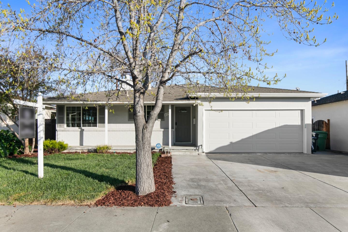 Photo of 2759 Rebeiro Ave in Santa Clara, CA