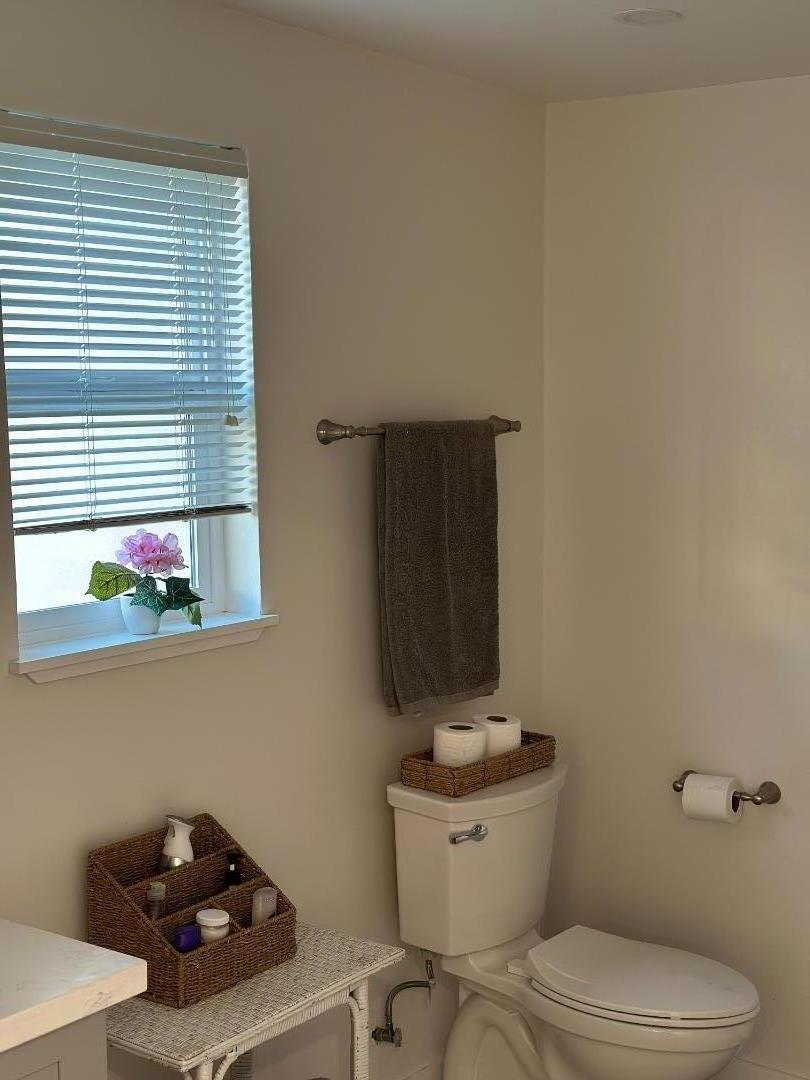 Detail Gallery Image 16 of 26 For 1644 Luzern Street, Seaside,  CA 93955 - 3 Beds | 2 Baths