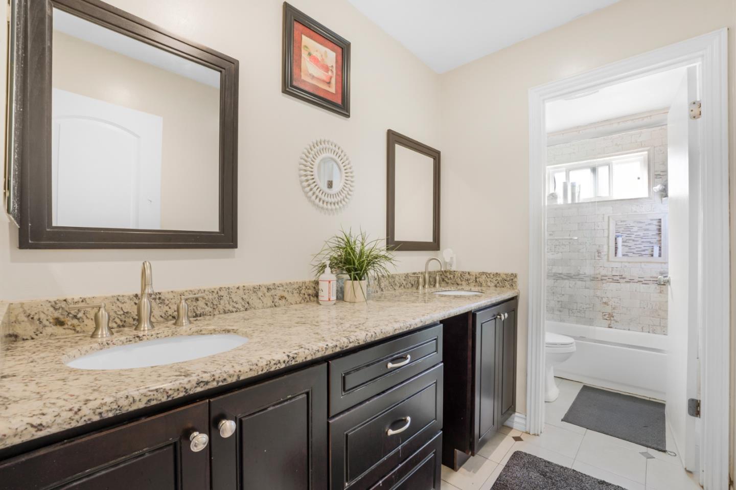 Detail Gallery Image 8 of 19 For 3472 Youngs Cir, San Jose,  CA 95127 - 4 Beds | 2 Baths