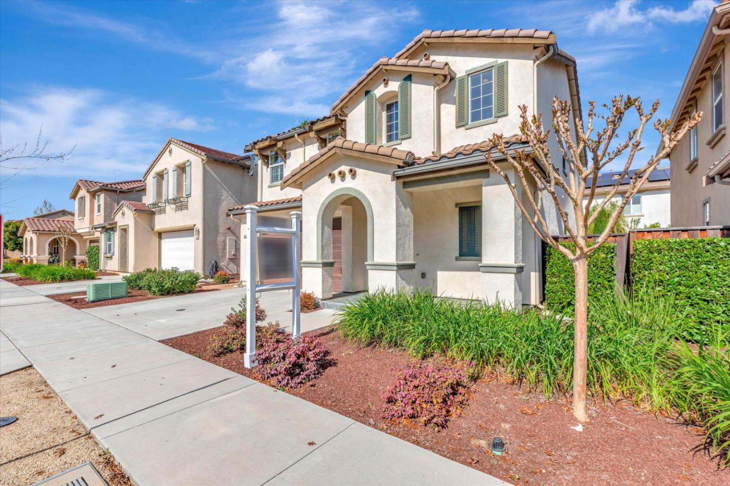 Detail Gallery Image 11 of 57 For 130 Palomino Pl, Gilroy,  CA 95020 - 4 Beds | 2/1 Baths