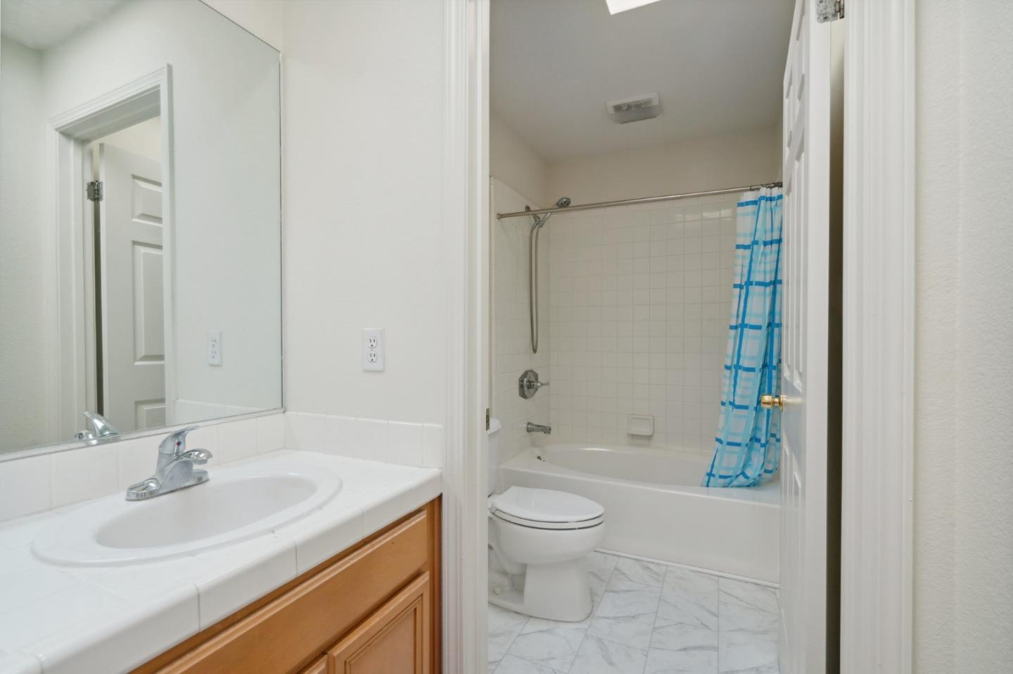 Detail Gallery Image 31 of 50 For 258 Hester Ave, San Francisco,  CA 94134 - 3 Beds | 2 Baths