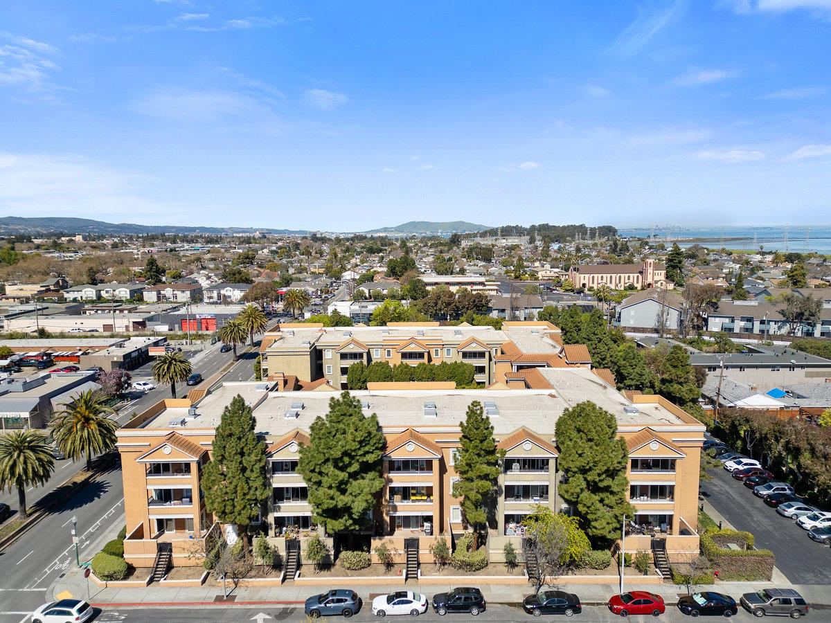 Detail Gallery Image 22 of 57 For 401 S Norfolk St #221,  San Mateo,  CA 94401 - 1 Beds | 1 Baths