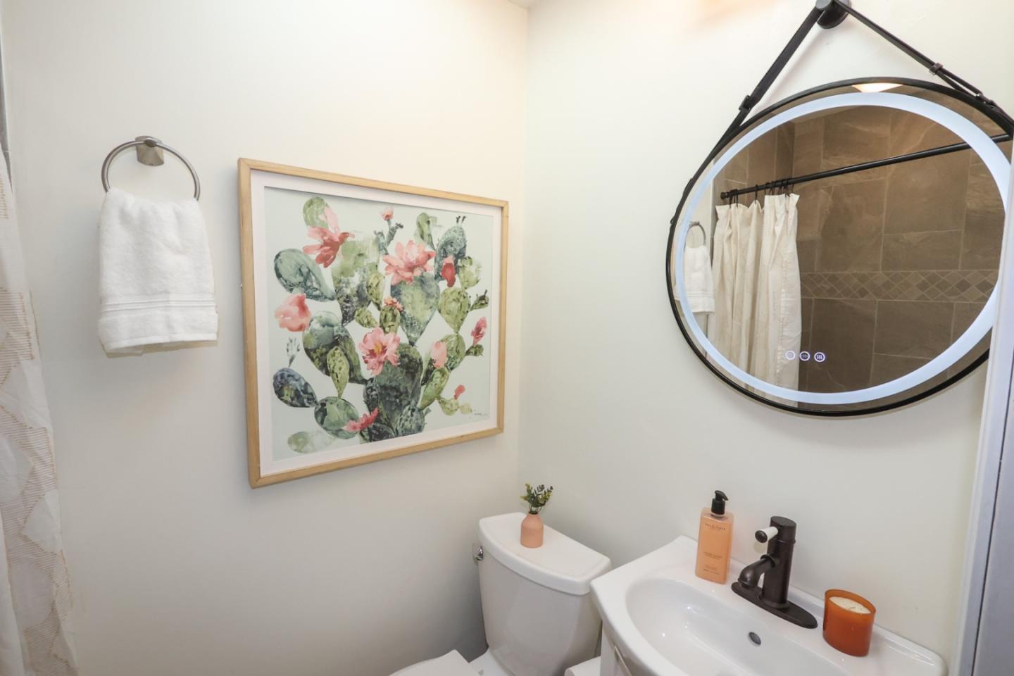 Detail Gallery Image 29 of 36 For 4570 Crystal St, Capitola,  CA 95010 - 2 Beds | 2 Baths