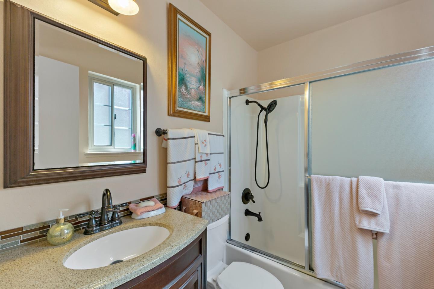 Detail Gallery Image 16 of 37 For 1245 Glacier Ave, Pacifica,  CA 94044 - 3 Beds | 2 Baths