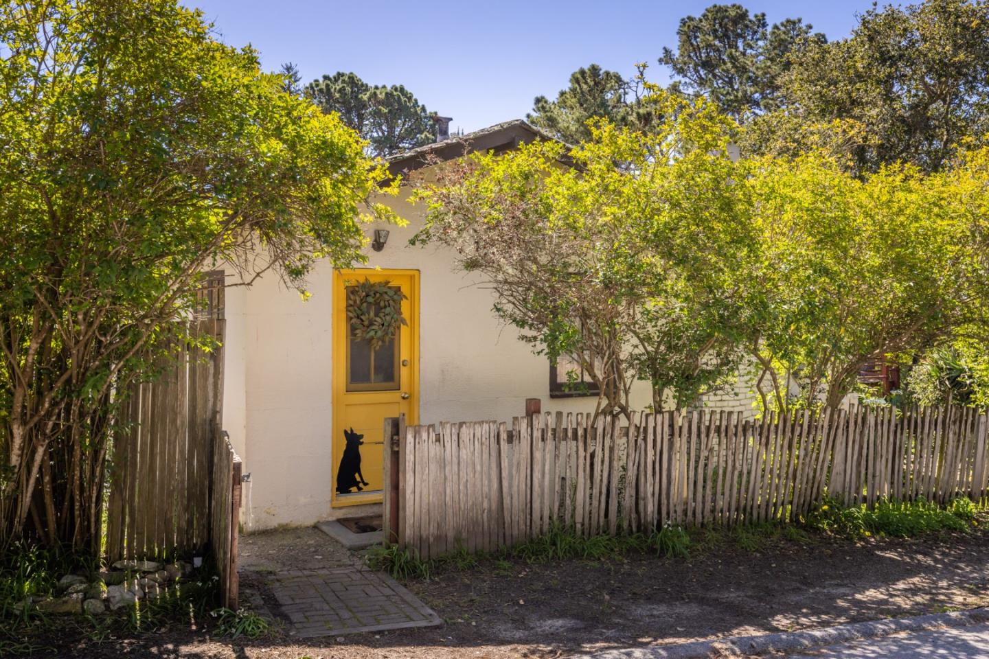 Detail Gallery Image 1 of 1 For 0 Se Corner Santa Fe & 3rd, Carmel,  CA 93921 - 1 Beds | 1 Baths