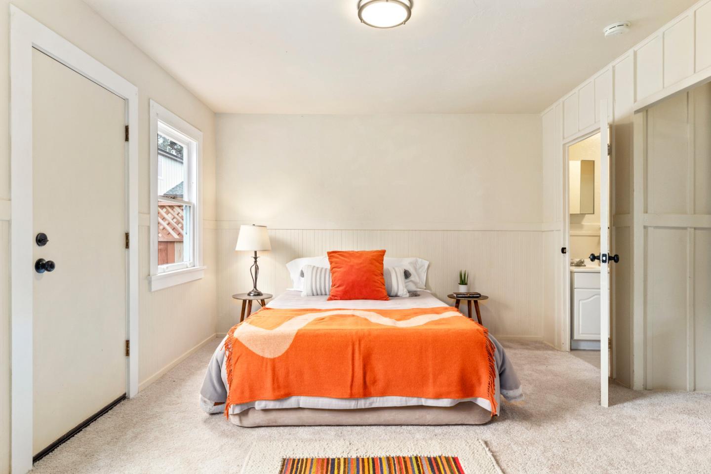 Detail Gallery Image 11 of 22 For 202 Hollister Ave a B,  Capitola,  CA 95010 - 2 Beds | 2 Baths