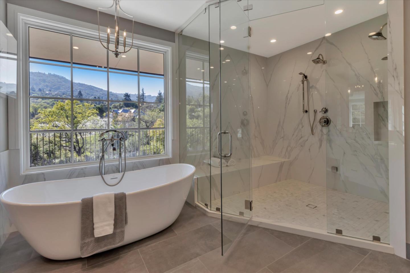 Detail Gallery Image 30 of 85 For 16005 Greenwood Ln, Monte Sereno,  CA 95030 - 7 Beds | 8/1 Baths