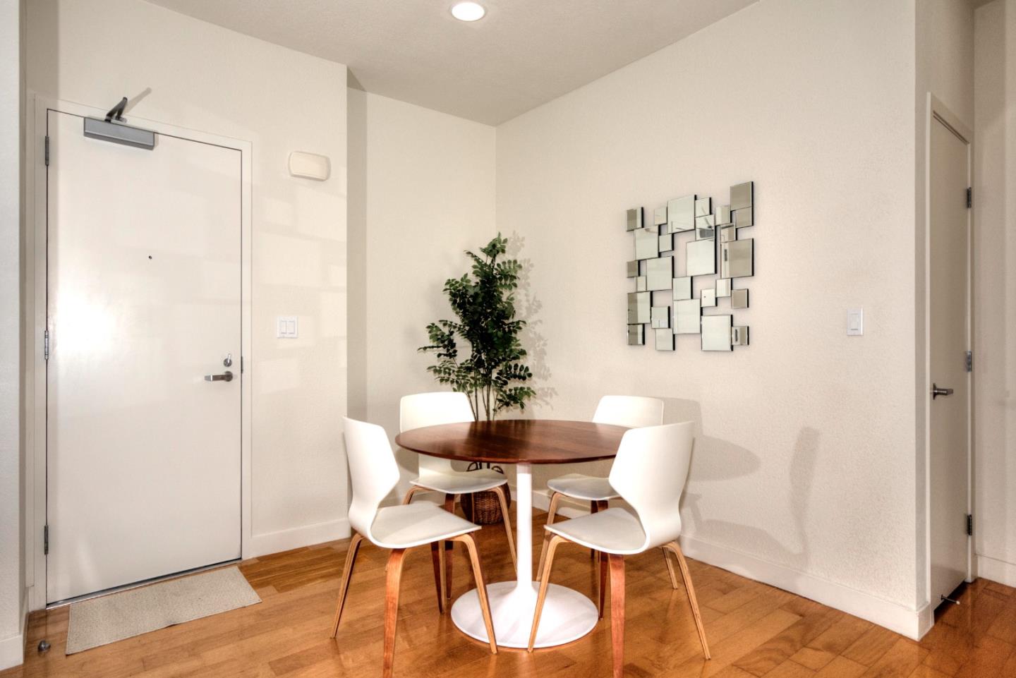 Detail Gallery Image 4 of 30 For 88 Bush St #4198,  San Jose,  CA 95126 - 2 Beds | 2 Baths