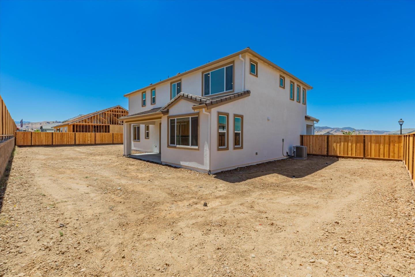 Detail Gallery Image 25 of 25 For 183 Vienna Way, Hollister,  CA 95023 - 4 Beds | 3/1 Baths