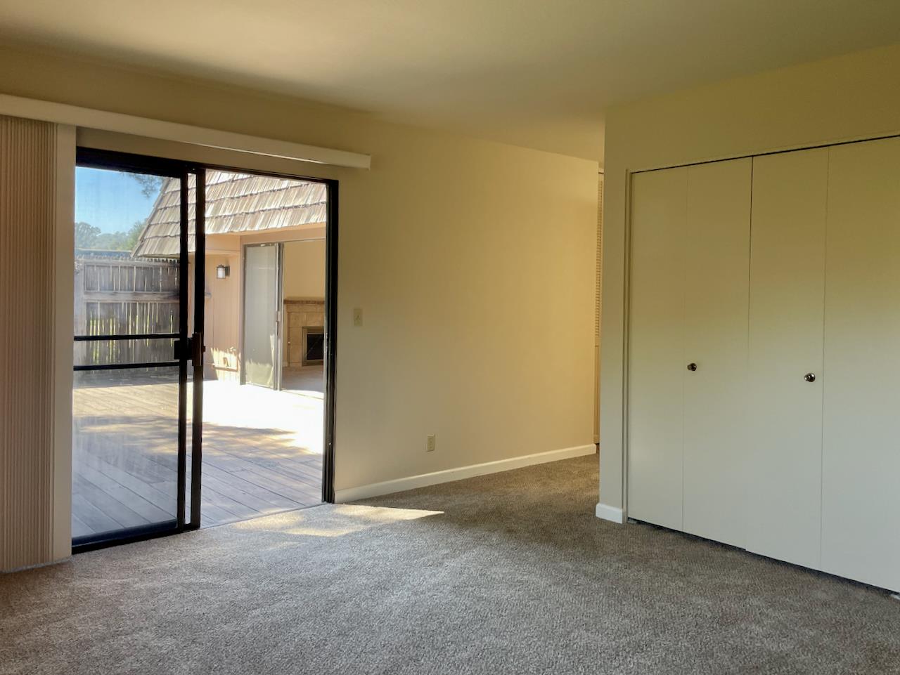 Detail Gallery Image 14 of 17 For 23799 Monterey Salinas Hwy #24,  Salinas,  CA 93908 - 2 Beds | 2 Baths