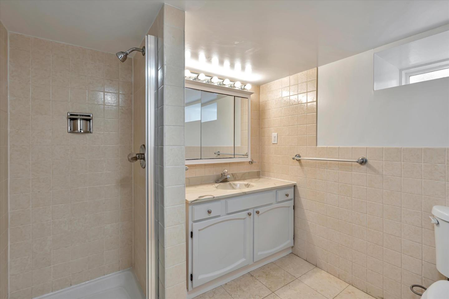 Detail Gallery Image 37 of 46 For 1313 Navellier St, El Cerrito,  CA 94530 - 3 Beds | 2 Baths