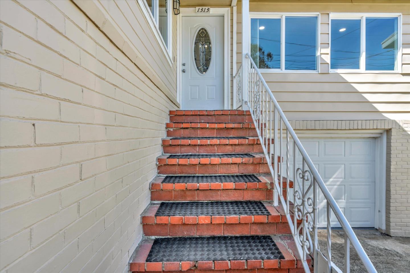 Detail Gallery Image 5 of 46 For 1313 Navellier St, El Cerrito,  CA 94530 - 3 Beds | 2 Baths