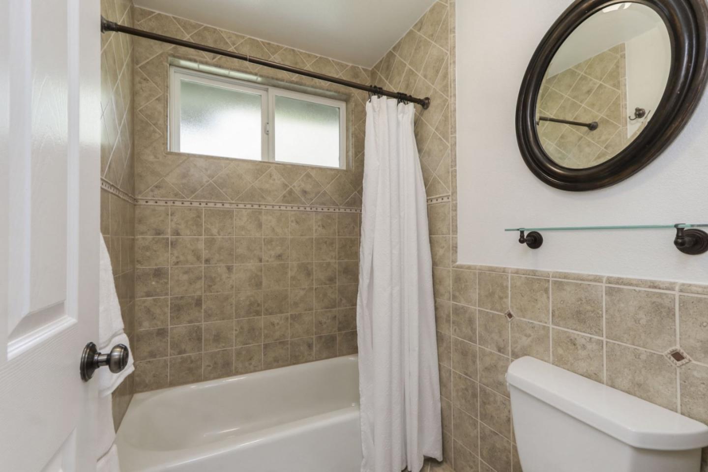 Detail Gallery Image 24 of 35 For 3817 Deedham Ct, San Jose,  CA 95148 - 4 Beds | 2 Baths