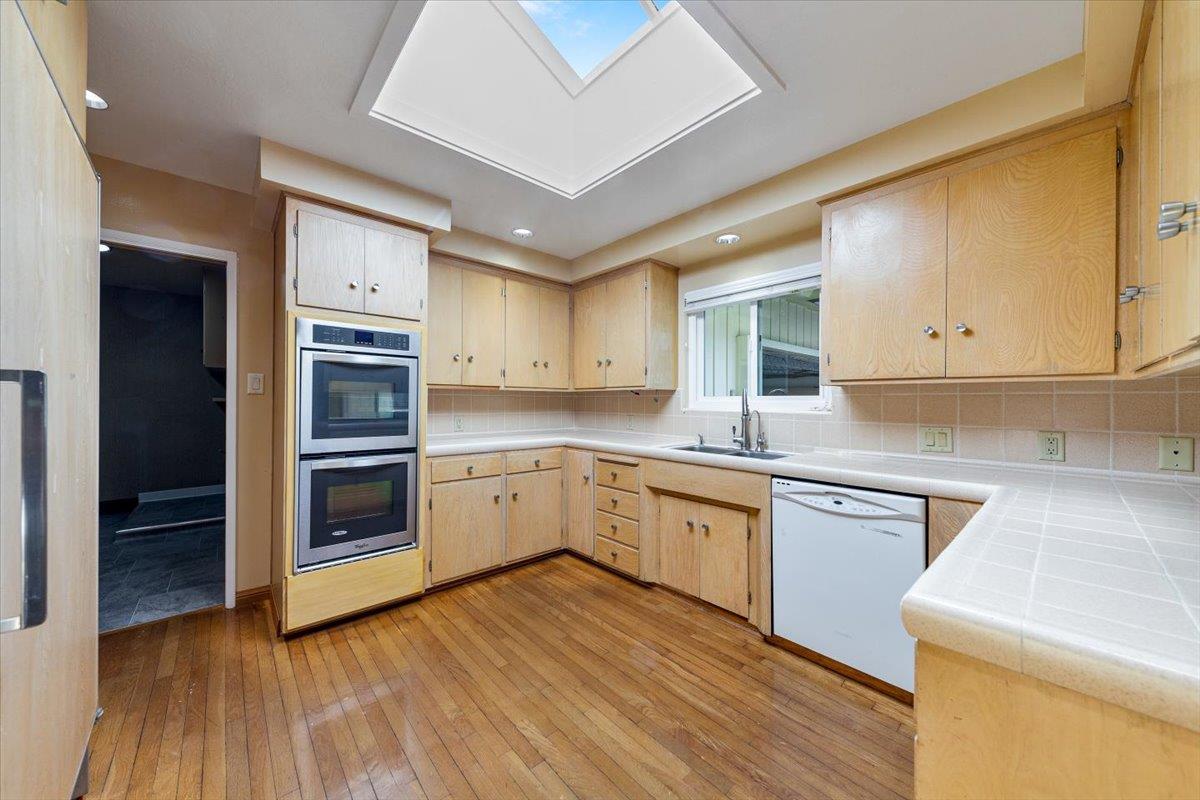 16 San Fernando Cir, Salinas, CA 93901 photo 8