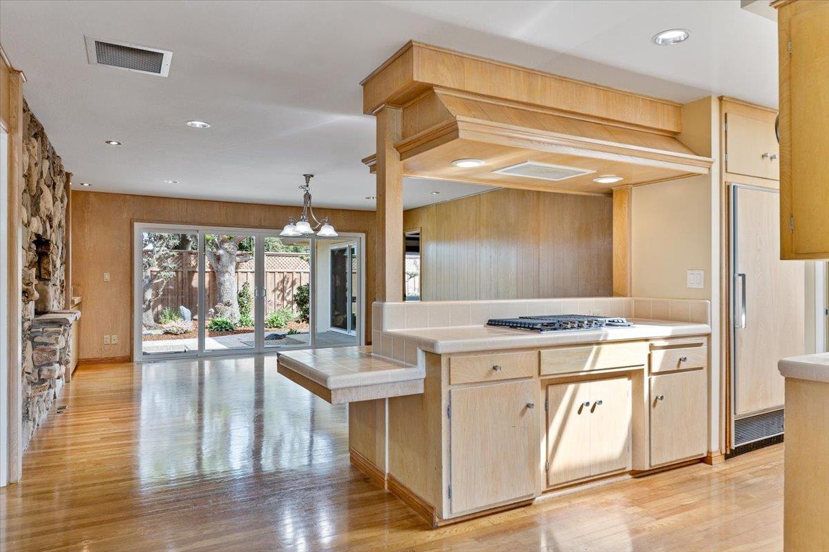 16 San Fernando Cir, Salinas, CA 93901 photo 9