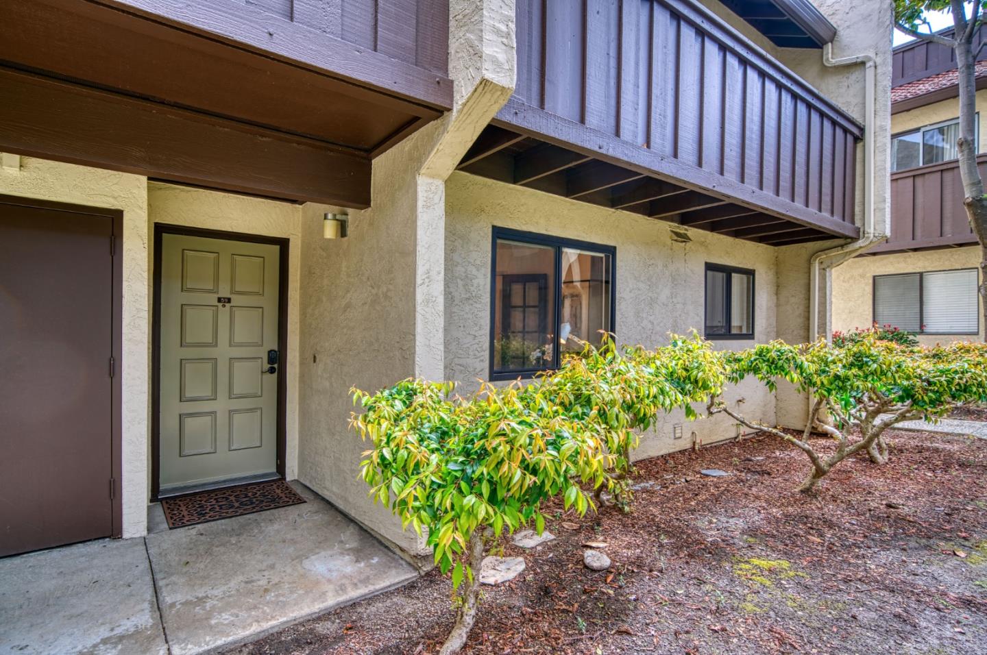 Detail Gallery Image 2 of 29 For 999 W Evelyn Ter #59,  Sunnyvale,  CA 94086 - 2 Beds | 1 Baths