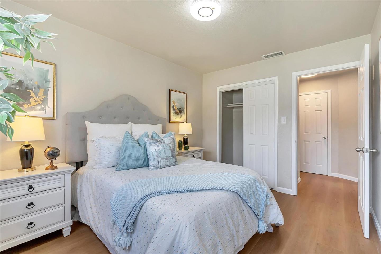 Detail Gallery Image 11 of 20 For 285 N Cragmont Ave, San Jose,  CA 95127 - 3 Beds | 2 Baths
