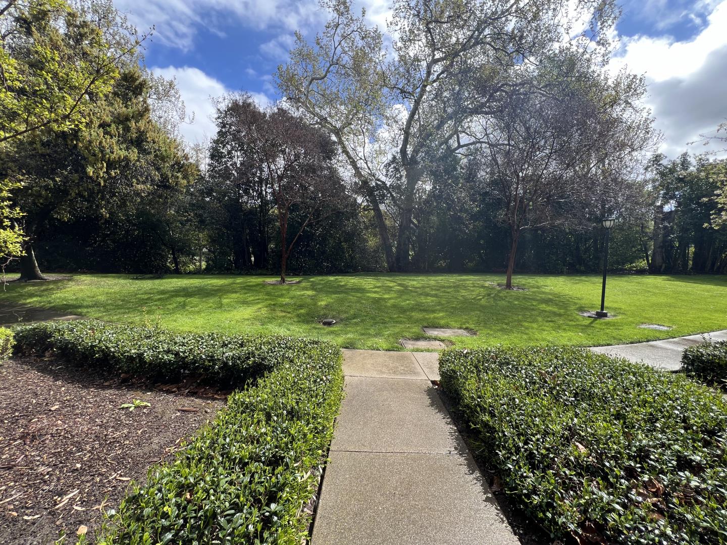 Photo of 1908 Vinedale Sq in San Jose, CA