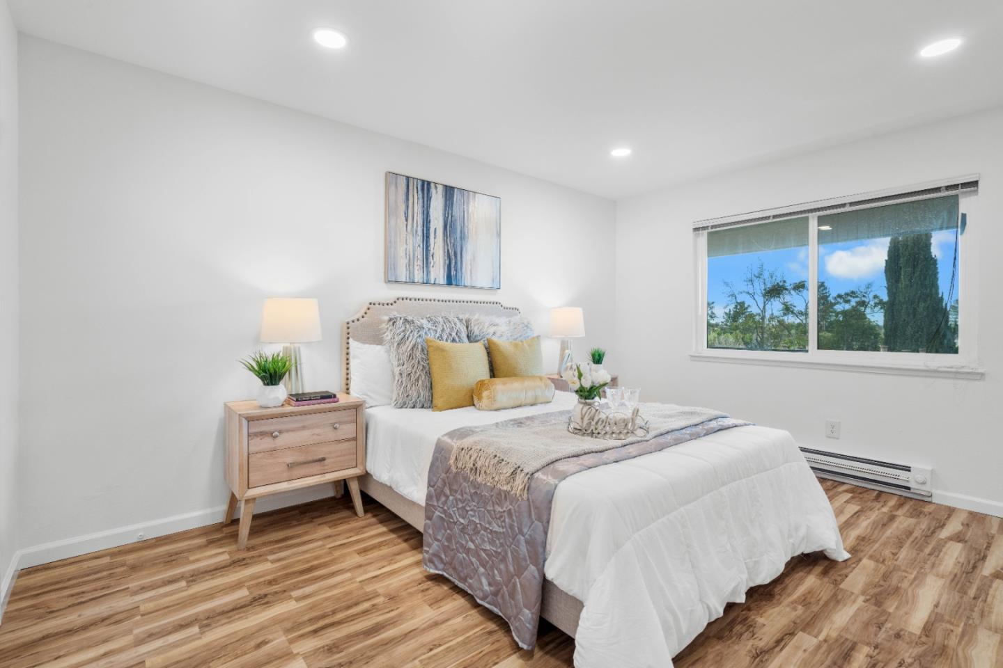 Detail Gallery Image 6 of 13 For 7100 Rainbow Dr #32,  San Jose,  CA 95129 - 2 Beds | 1/1 Baths