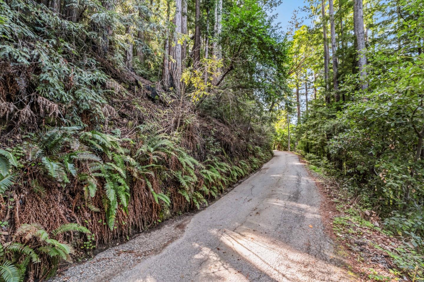 Lot 08 Lake Blvd and Lot 38 Lakeview Ave  