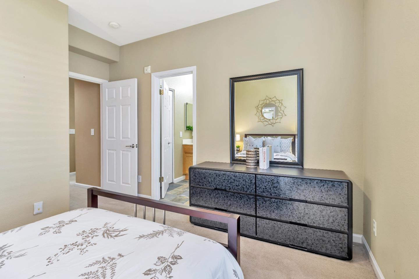 Detail Gallery Image 14 of 25 For 511 White Chapel Ave #409,  San Jose,  CA 95136 - 2 Beds | 2/1 Baths