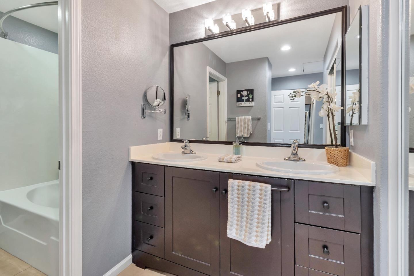 Detail Gallery Image 22 of 25 For 511 White Chapel Ave #409,  San Jose,  CA 95136 - 2 Beds | 2/1 Baths