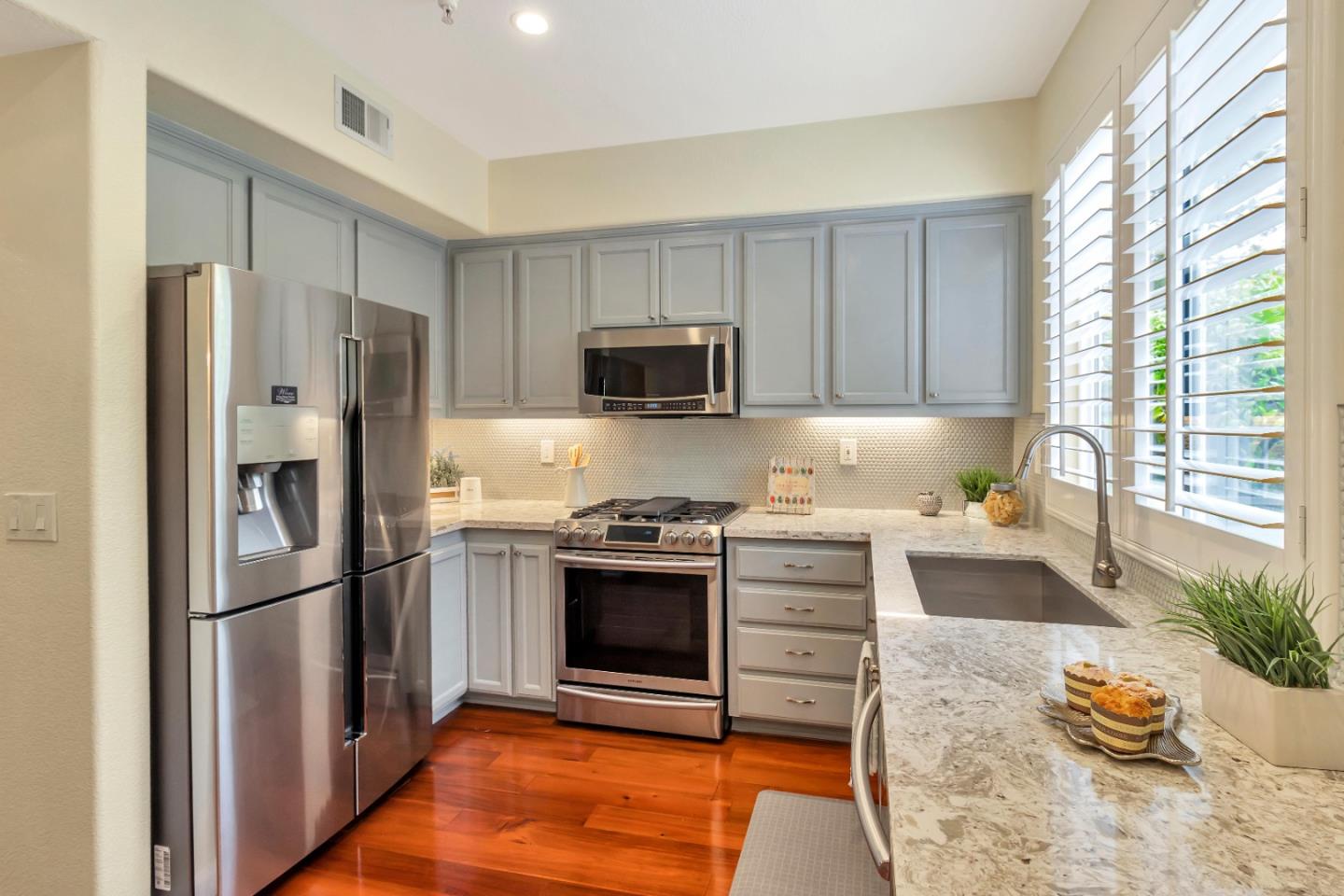 Detail Gallery Image 8 of 25 For 511 White Chapel Ave #409,  San Jose,  CA 95136 - 2 Beds | 2/1 Baths