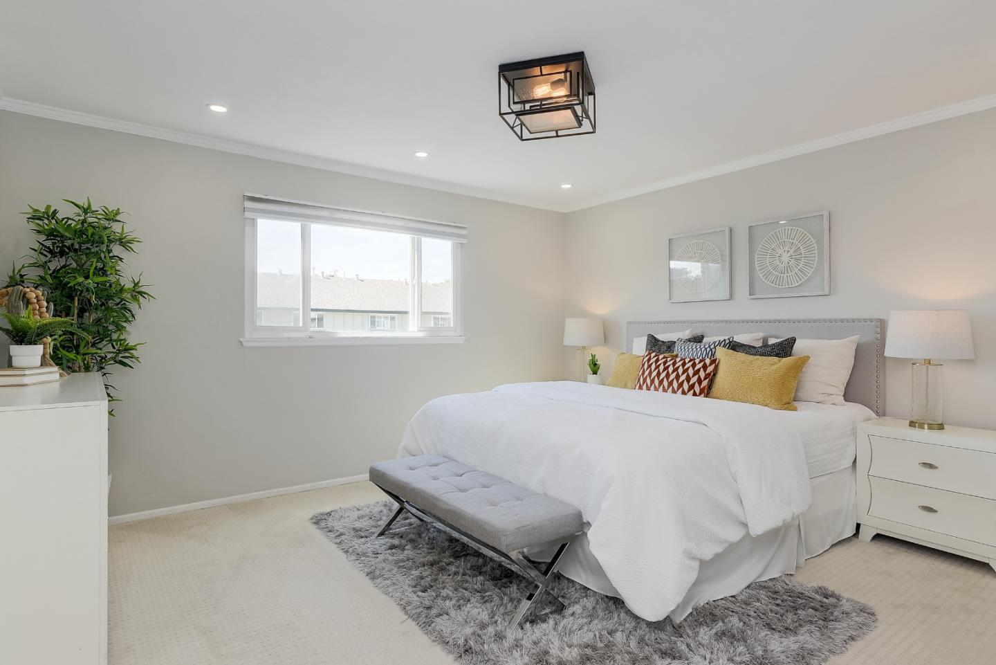 Detail Gallery Image 7 of 17 For 3037 Los Prados St #228,  San Mateo,  CA 94403 - 2 Beds | 2 Baths