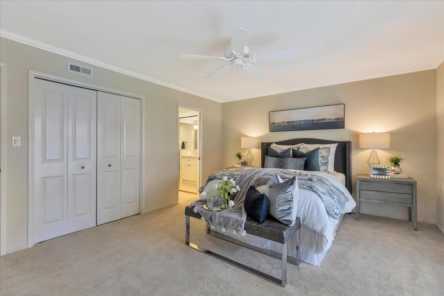 Detail Gallery Image 13 of 28 For 18400 Overlook Rd #35,  Los Gatos,  CA 95030 - 3 Beds | 2/1 Baths