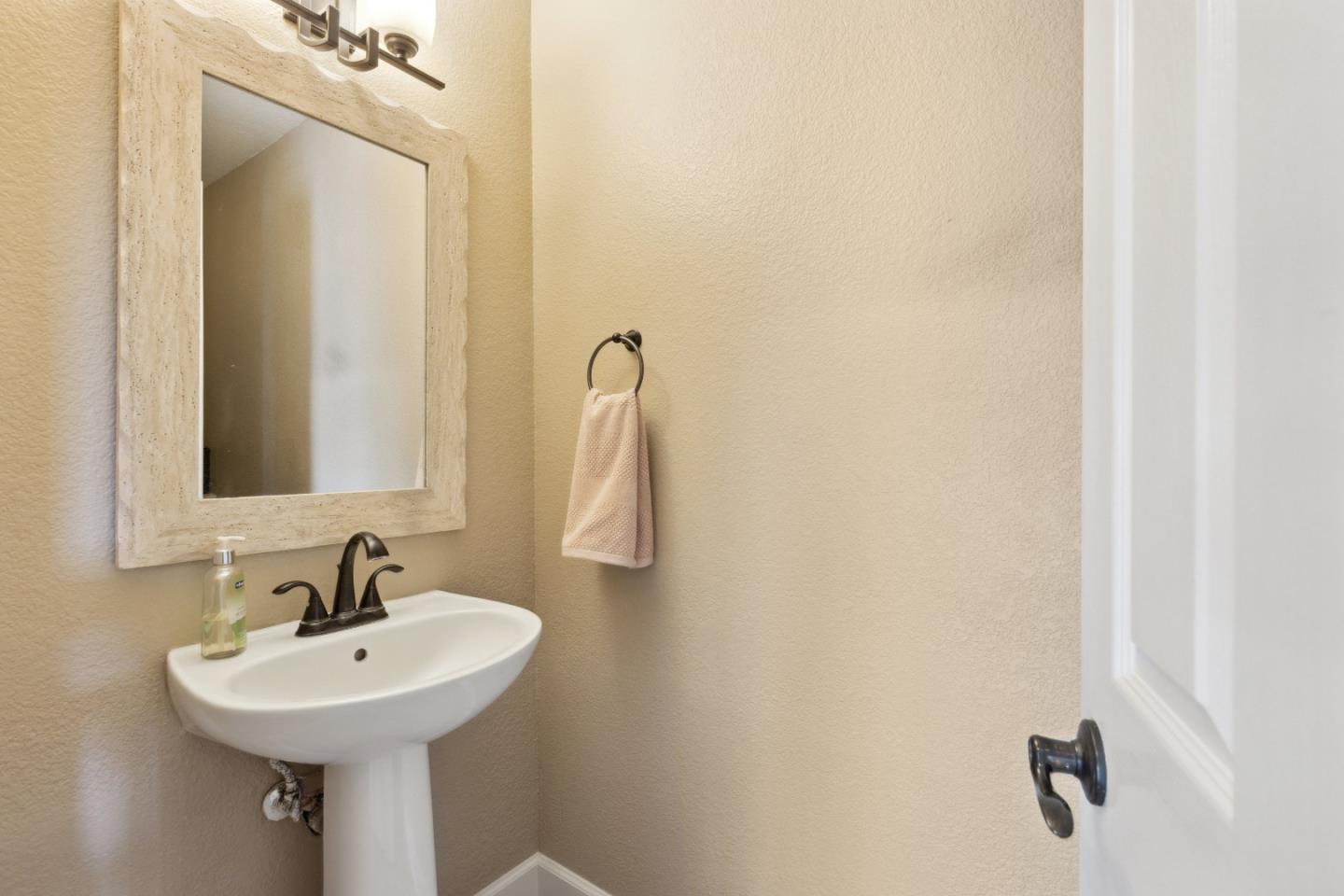 Detail Gallery Image 44 of 59 For 15360 La Rocca Dr, Morgan Hill,  CA 95037 - 4 Beds | 2/1 Baths