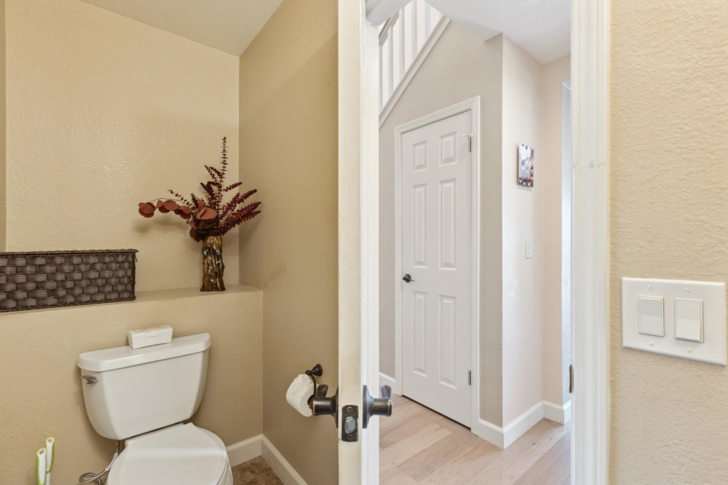 Detail Gallery Image 45 of 59 For 15360 La Rocca Dr, Morgan Hill,  CA 95037 - 4 Beds | 2/1 Baths