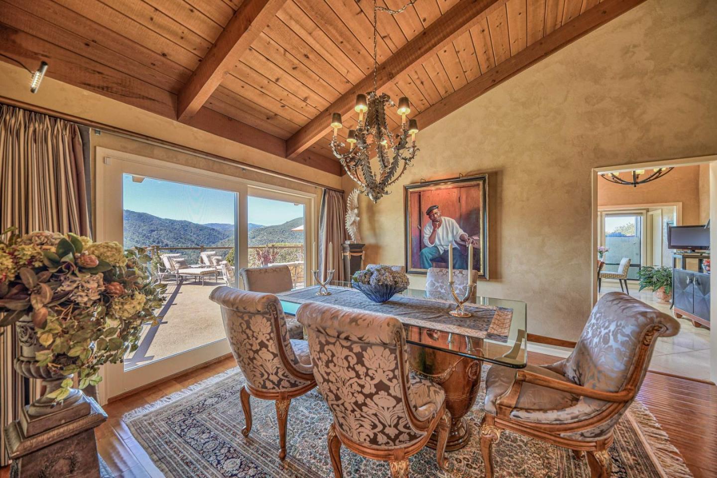 Detail Gallery Image 10 of 45 For 13369 Middle Canyon Rd, Carmel Valley,  CA 93924 - 3 Beds | 2/1 Baths
