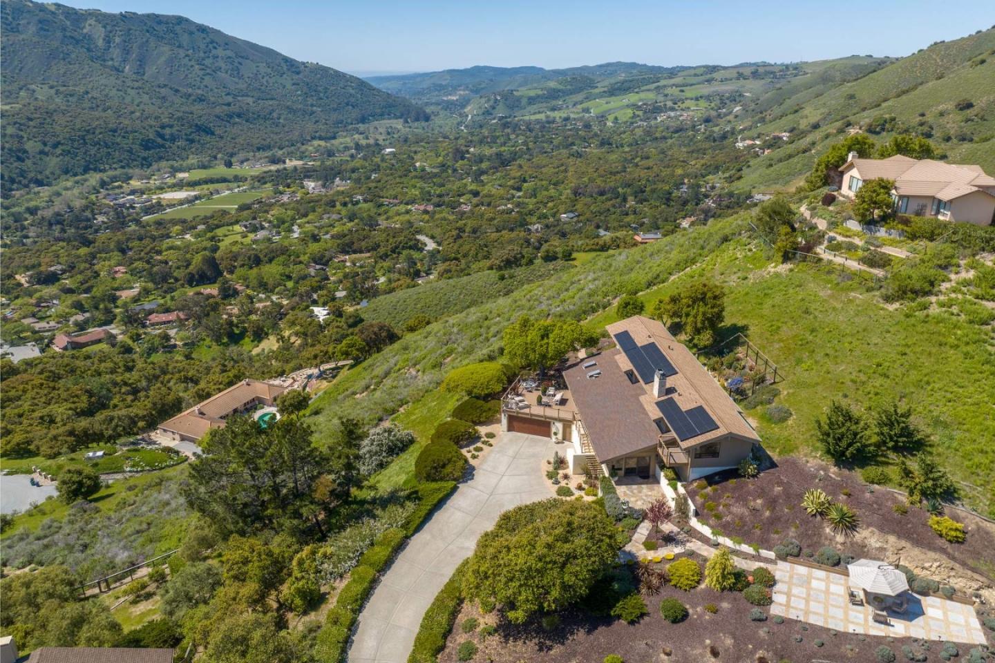 Detail Gallery Image 29 of 45 For 13369 Middle Canyon Rd, Carmel Valley,  CA 93924 - 3 Beds | 2/1 Baths