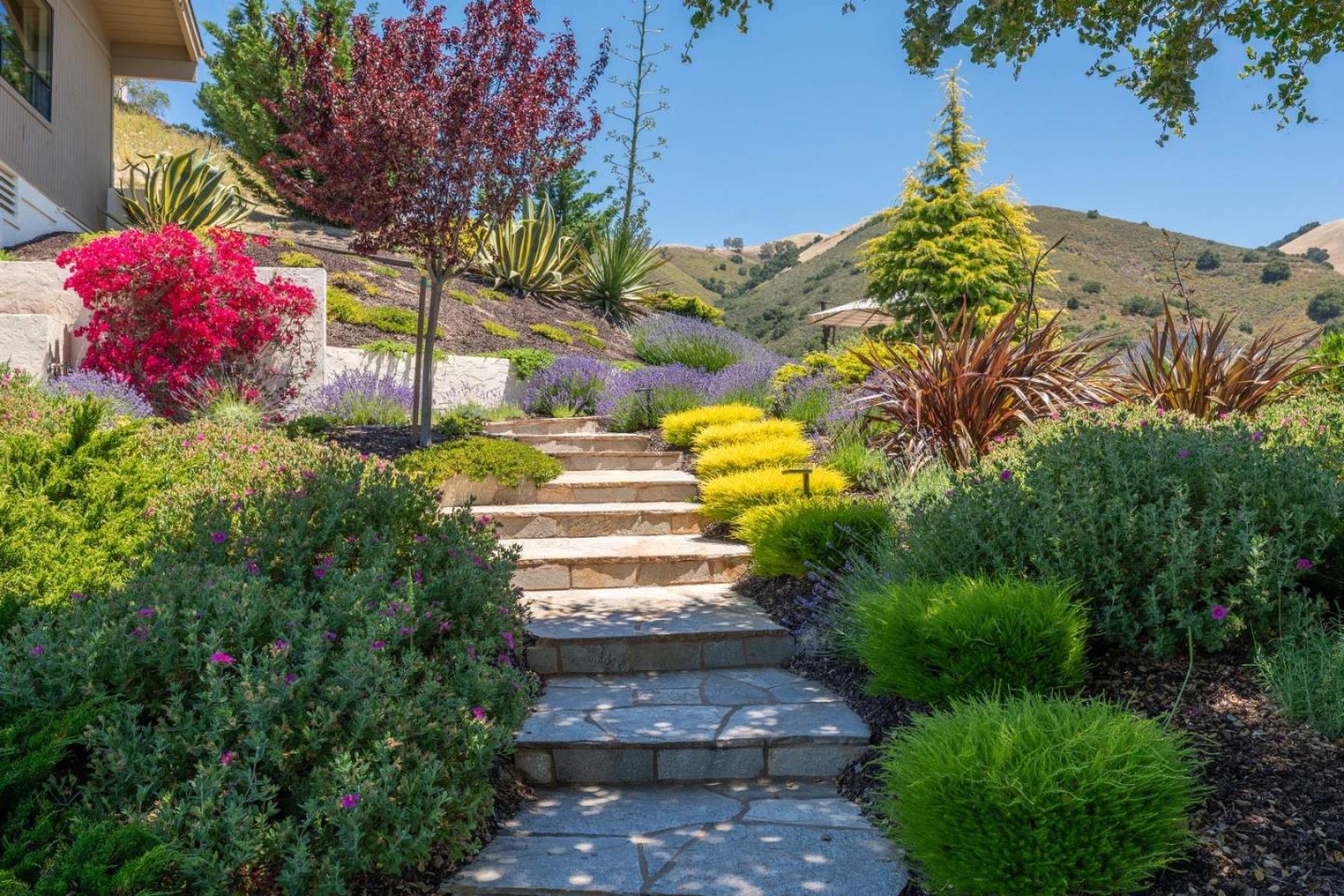 Detail Gallery Image 37 of 48 For 13369 Middle Canyon Rd, Carmel Valley,  CA 93924 - 3 Beds | 2/1 Baths