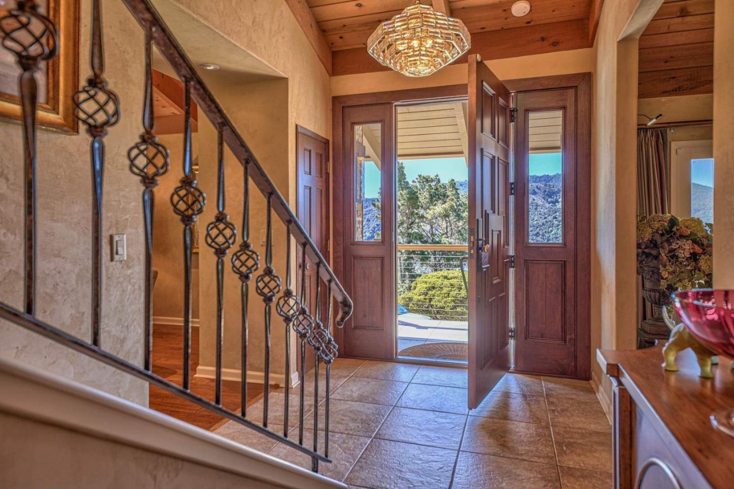 Detail Gallery Image 5 of 45 For 13369 Middle Canyon Rd, Carmel Valley,  CA 93924 - 3 Beds | 2/1 Baths