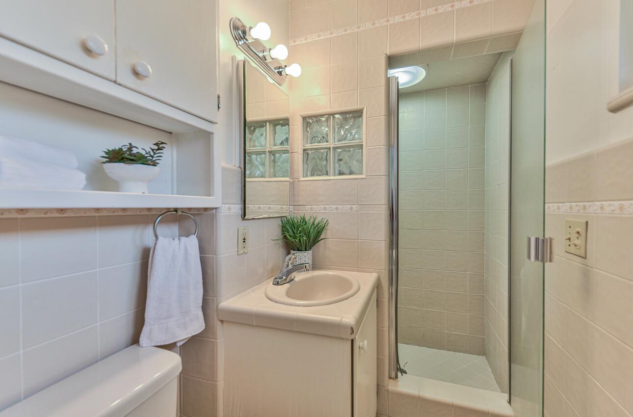 Detail Gallery Image 20 of 31 For 1176 Rousch Ave, Seaside,  CA 93955 - 3 Beds | 2 Baths