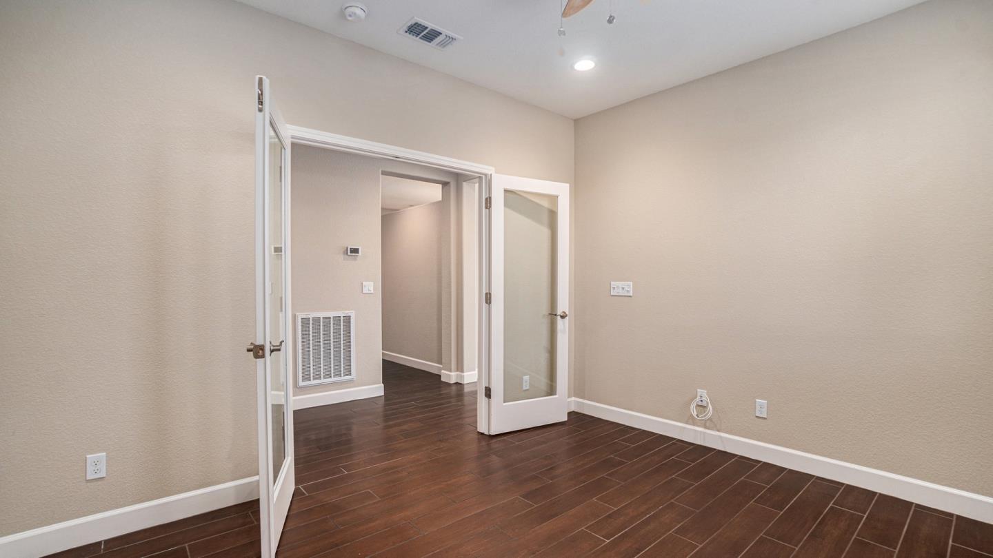 Detail Gallery Image 11 of 26 For 532 Eagle Dr, Rio Vista,  CA 94571 - 2 Beds | 2 Baths