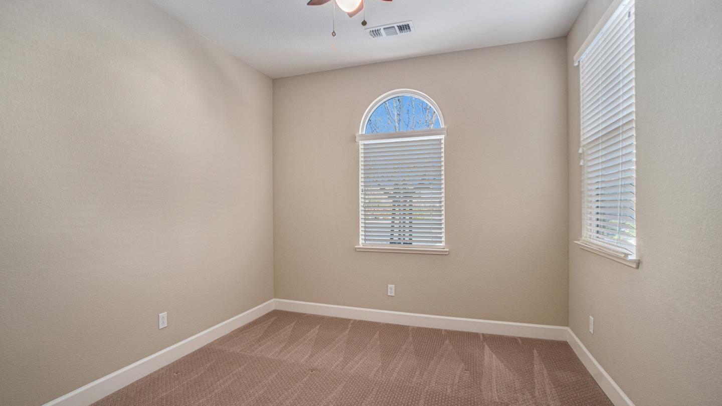 Detail Gallery Image 19 of 26 For 532 Eagle Dr, Rio Vista,  CA 94571 - 2 Beds | 2 Baths