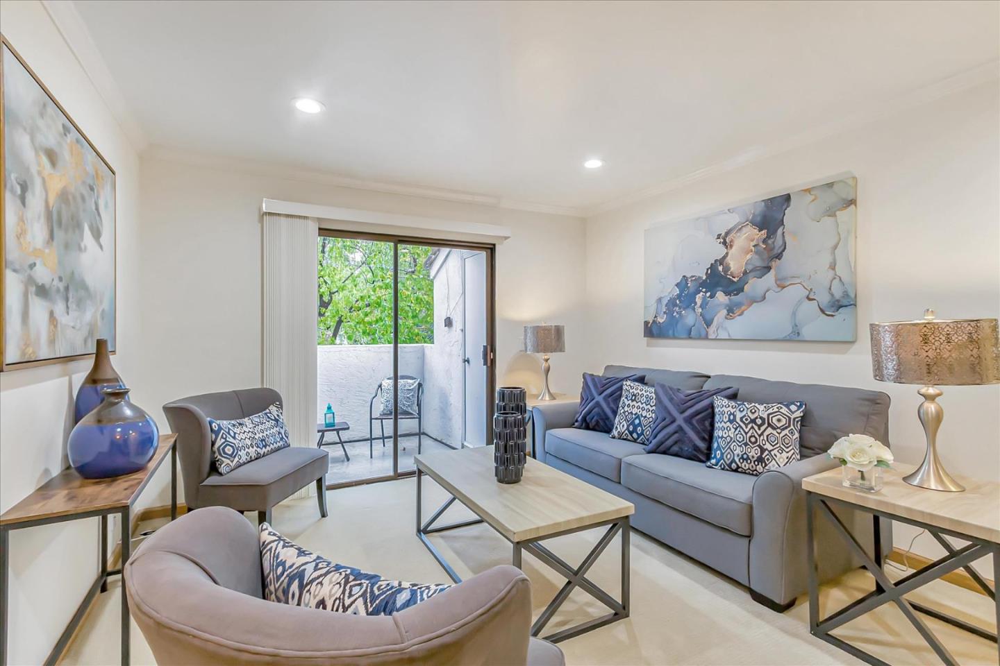 Detail Gallery Image 4 of 37 For 1055 N Capitol Ave #52,  San Jose,  CA 95133 - 2 Beds | 2 Baths