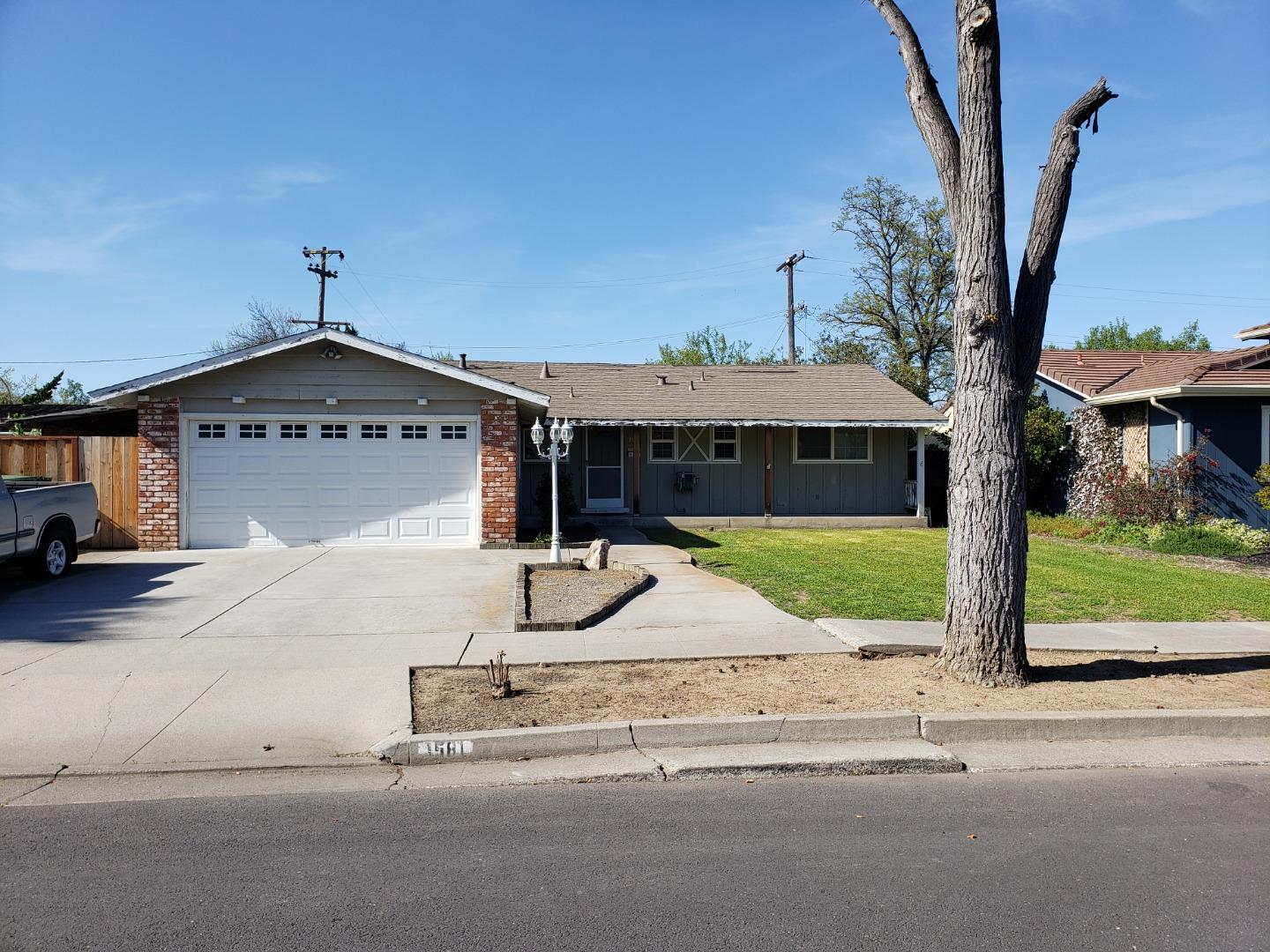 Detail Gallery Image 1 of 1 For 1581 Silvercrest Dr, San Jose,  CA 95118 - 3 Beds | 2 Baths