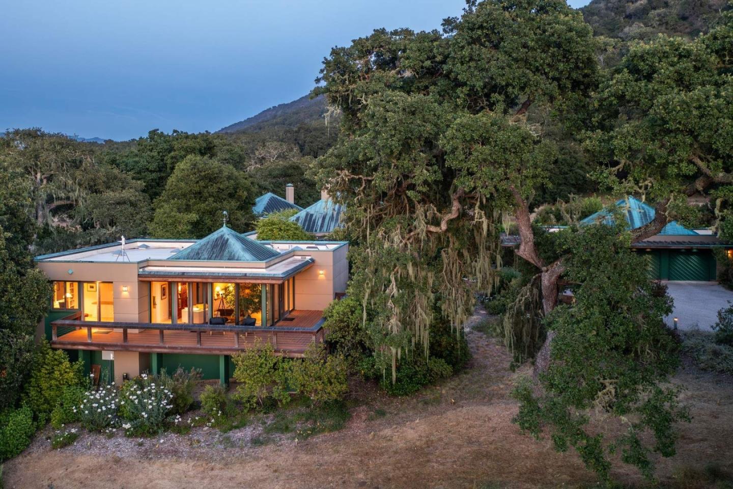 Detail Gallery Image 2 of 50 For 33732 E Carmel Valley Rd, Carmel Valley,  CA 93924 - 4 Beds | 4/1 Baths