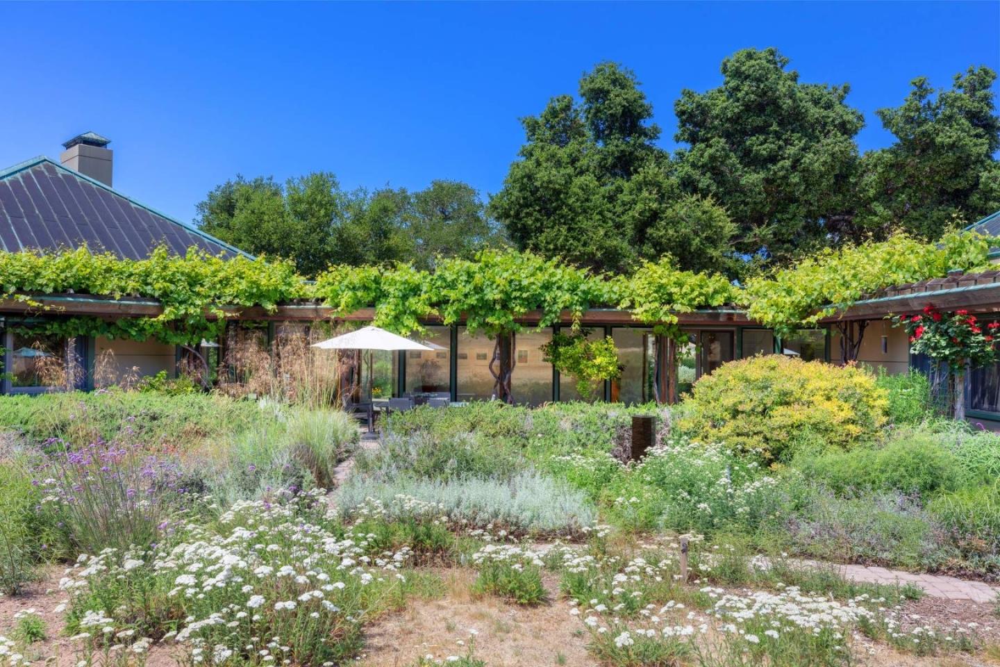 Detail Gallery Image 41 of 50 For 33732 E Carmel Valley Rd, Carmel Valley,  CA 93924 - 4 Beds | 4/1 Baths