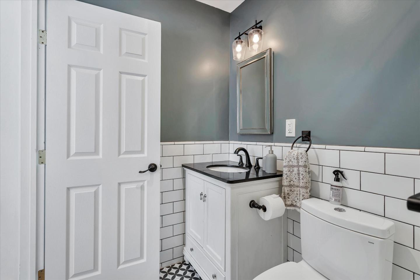 Detail Gallery Image 31 of 43 For 757 Kilkenny Ct, Sunnyvale,  CA 94087 - 4 Beds | 2/1 Baths