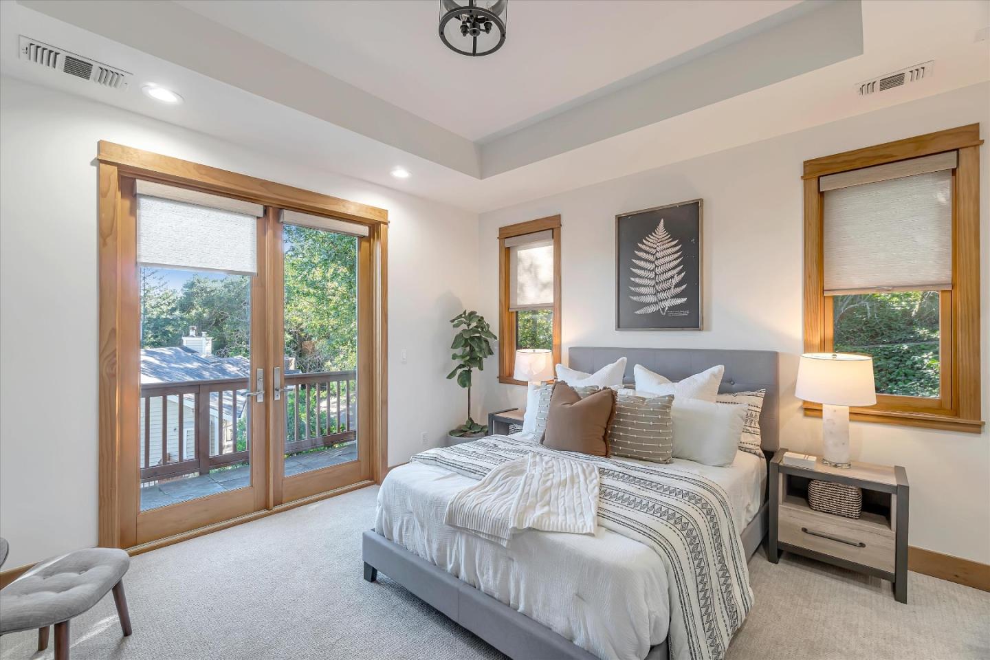 Detail Gallery Image 18 of 71 For 2 Vallecito Ln, Orinda,  CA 94563 - 5 Beds | 4/1 Baths