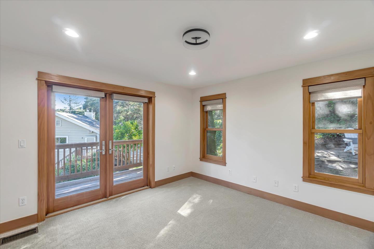 Detail Gallery Image 30 of 71 For 2 Vallecito Ln, Orinda,  CA 94563 - 5 Beds | 4/1 Baths