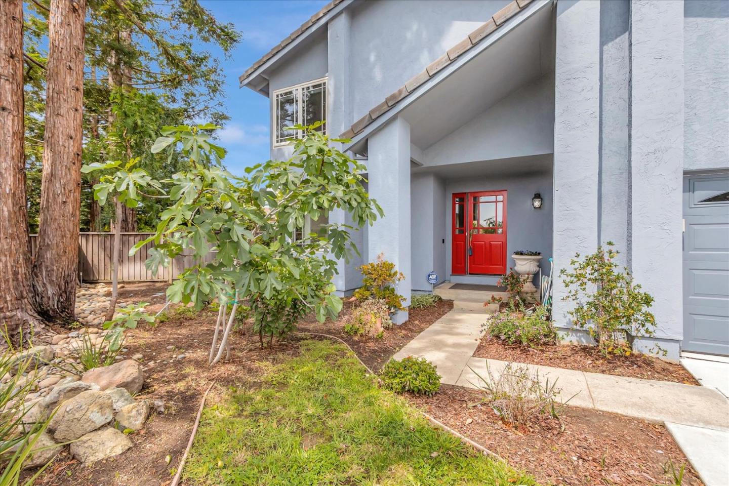 Detail Gallery Image 1 of 49 For 667 Stemel Ct, Milpitas,  CA 95035 - 4 Beds | 2/1 Baths