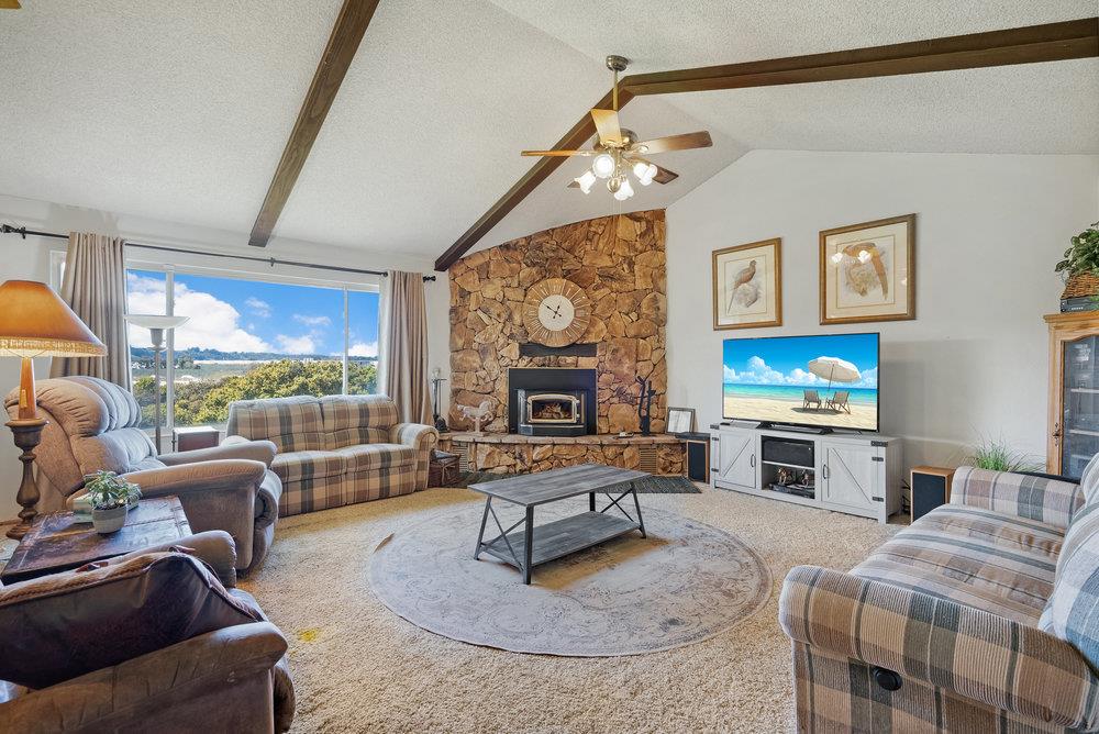 Detail Gallery Image 5 of 93 For 2385 San Juan Rd, Aromas,  CA 95004 - 2 Beds | 2 Baths