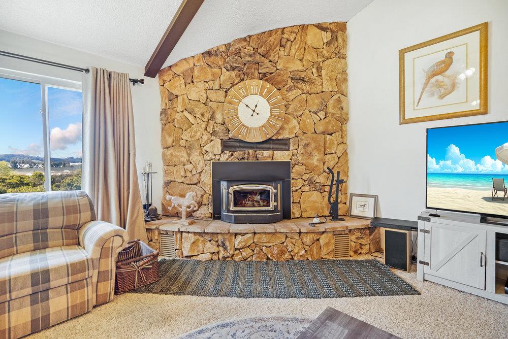 Detail Gallery Image 6 of 93 For 2385 San Juan Rd, Aromas,  CA 95004 - 2 Beds | 2 Baths